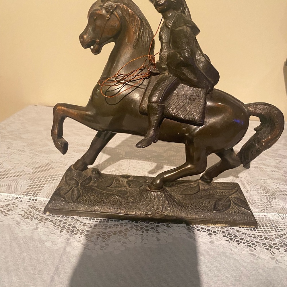 Elegant Brown Equestrian Statue